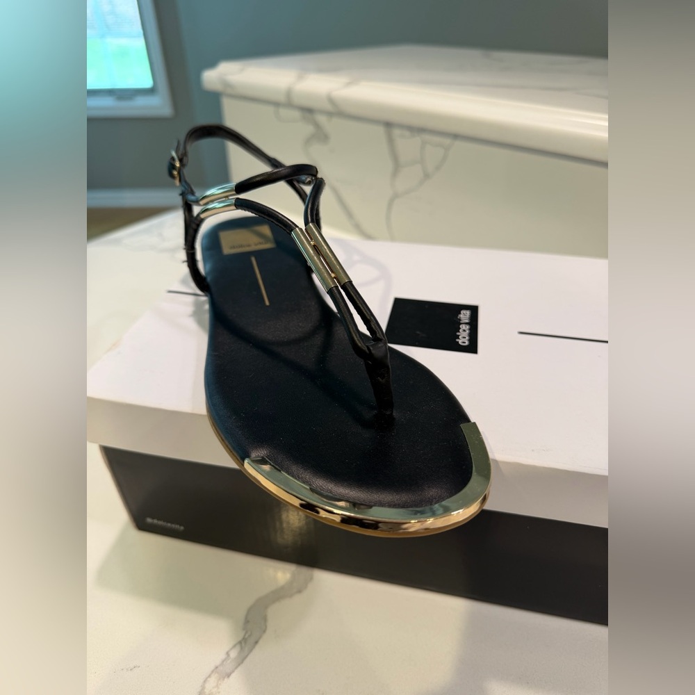 BRAND NEW Dolce Vita Marly Flat Sandals in BLACK, Women’s SIZE 9 - Picture 5 of 10